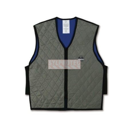 Evaporative cooling gray vest that gives you freshness and comfort for hours.