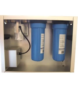 Pompe de filtration d’eau usée pour douche de décontamination TeleShower. Ensemble de filtres 25 µm et 5 µm inclus.