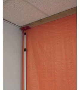 Toile de confinement en polyéthylène orange de haute densité (670 deniers). Épaisseur: 3 mil. Idéal pour le désamiantage.