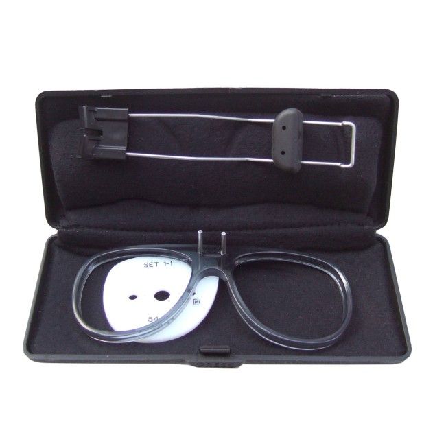 Trousse pour lentille de prescription ajustable pour masque complet de la série 6000 de 3M. Lentilles non incluses. Trousse pour lentille de prescription ajustable pour masque complet de la série 6000 de 3M. Lentilles non incluses.