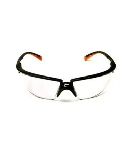 3M Privo protective eyewear with anti-fog treated clear polycarbonate lens. Offers balance between comfort, protection & fashion