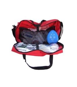 Trousse de premiers soins de 25 types d’articles conforme aux exigences CNESST. Idéale pour le traitement des traumas