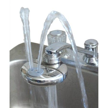 eyePod faucet-mounted eyewash with anti-scald valve, ANSI Z358.1 compliant.