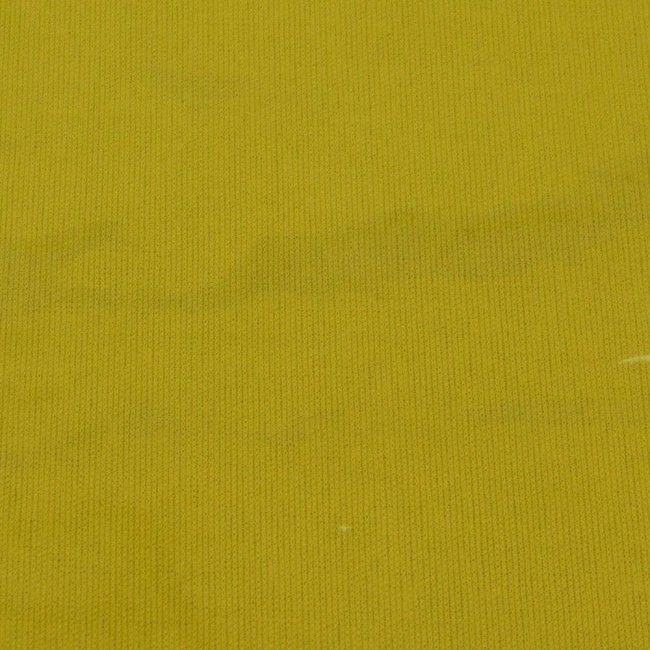 Vinyle translucide jaune, d'épaisseur 14 mils, pour poste de soudure. Vendu au pied carré.