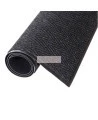 Carpette d'entrée de marque Chevron, 5/16 po en polypropylène gris foncé.
