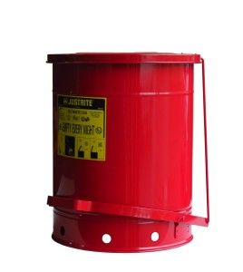 Container for oily or solvent-soaked rags, 14 gallons, with pedal, approved FM, UL, OSHA. 