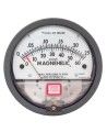 Magnehelic S2000 pressure gauge with scale from 0 to 0.25 inches of water (0 to 60 Pa), to indicate differential pressure