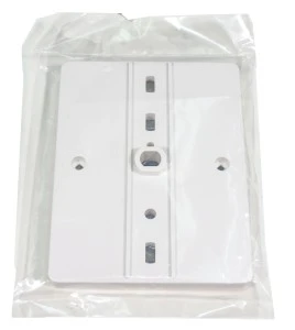 Enseigne avec pictogramme vert «personne qui court» pour sortie de secours, avec DEL, boîtier en métal, sans batterie