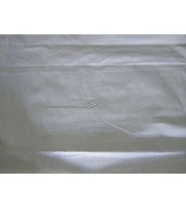 Toile de confinement en polyéthylène orange de haute densité (670 deniers). Épaisseur: 3 mil. Idéal pour le désamiantage.