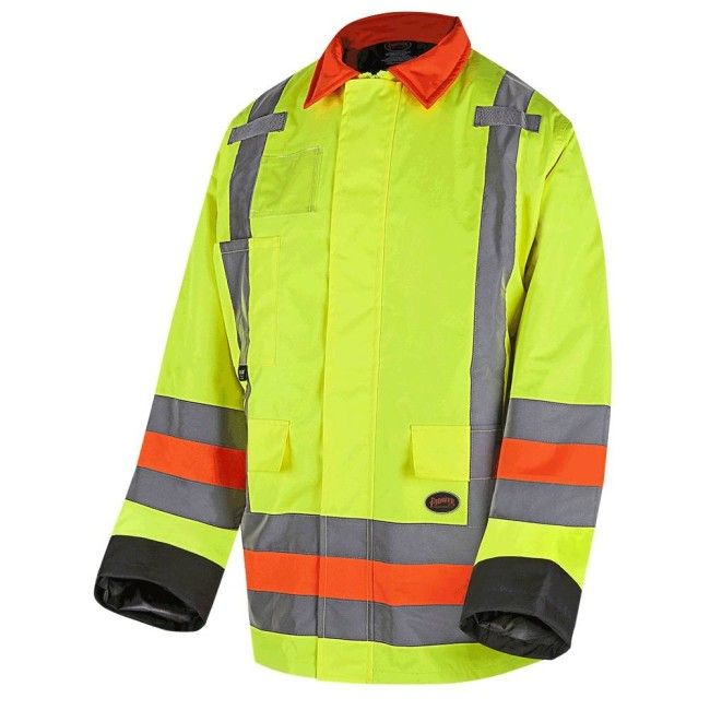 Manteau d'hiver haute visibilité pour signaleur, conforme à la norme de Transports Québec. Manteau d'hiver haute visibilité pour signaleur, conforme à la norme de Transports Québec.