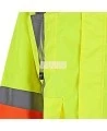 Manteau d'hiver haute visibilité pour signaleur, conforme à la norme de Transports Québec.