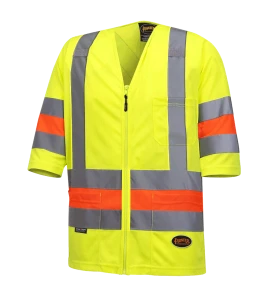 High-visibility shirt for roadwork flaggers, compliant with new Transports Québec regulation. 