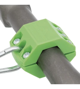 Retaining block for round tools ranging from ½" to 1-1/4" (13 mm to 32mm)