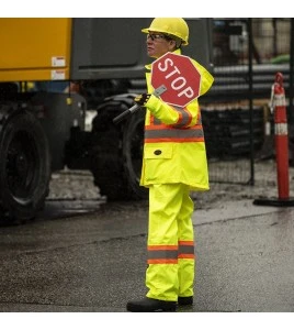 Women's high-visibility yellow waterproof pant, Pioneer model 5629W, reflective tape, sizes XS to 4XL