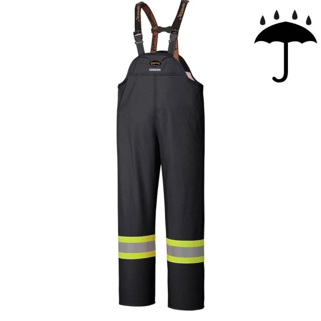 Salopette imperméable noire en polyester-polyuréthane 300 D avec bandes réfléchissantes, Pioneer 5629BK Salopette imperméable noire en polyester-polyuréthane 300 D avec bandes réfléchissantes, Pioneer 5629BK
