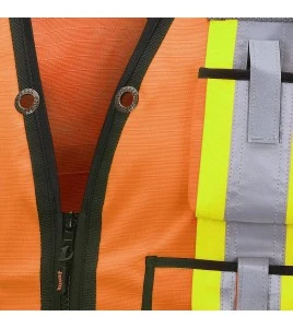 Veste d'arpenteur haute visibilité en polyester orange de 1200 deniers enduits de polyuréthane, 13 poches, Pioneer modèle 6676
