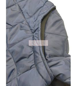 Short blue fleece-lined refrigeration coat with 3 pockets, snap closure.