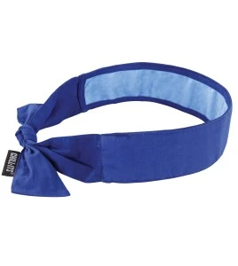 Foulard rafraîchissant bleu fait avec du PVA, pour éviter les coups de chaleur.