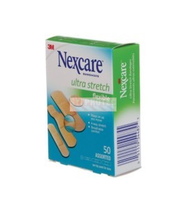 Three-quarter view of the Nexcare CS201-CA package showing a side panel and barcode.